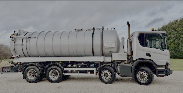 SCANIA VACUUM TANKER